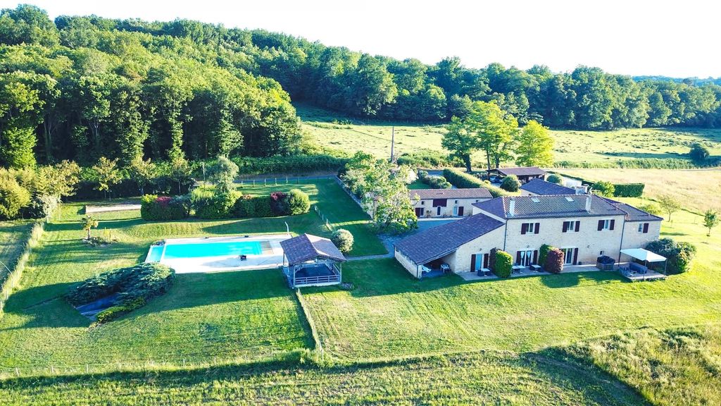 Property photo 1 of 15 Main Exterior View