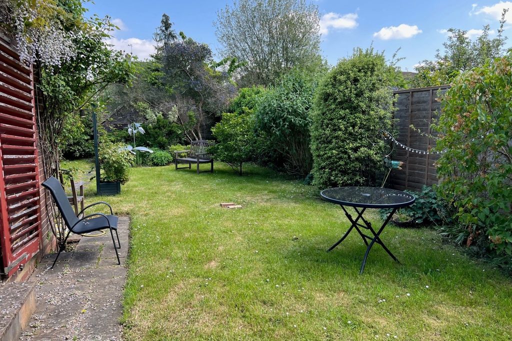 Property photo 3 of 3 27 Spring Avenue Gdn