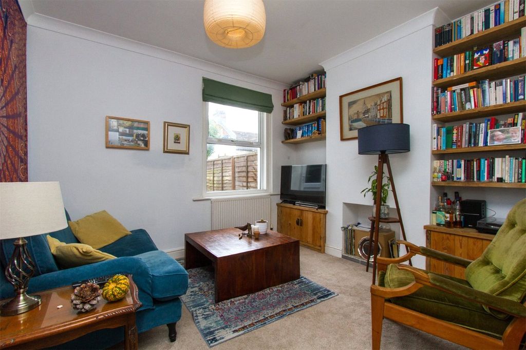 Property photo 2 of 10 Picture No. 07