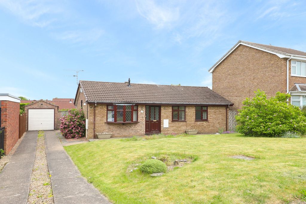 Property photo 1 of 16