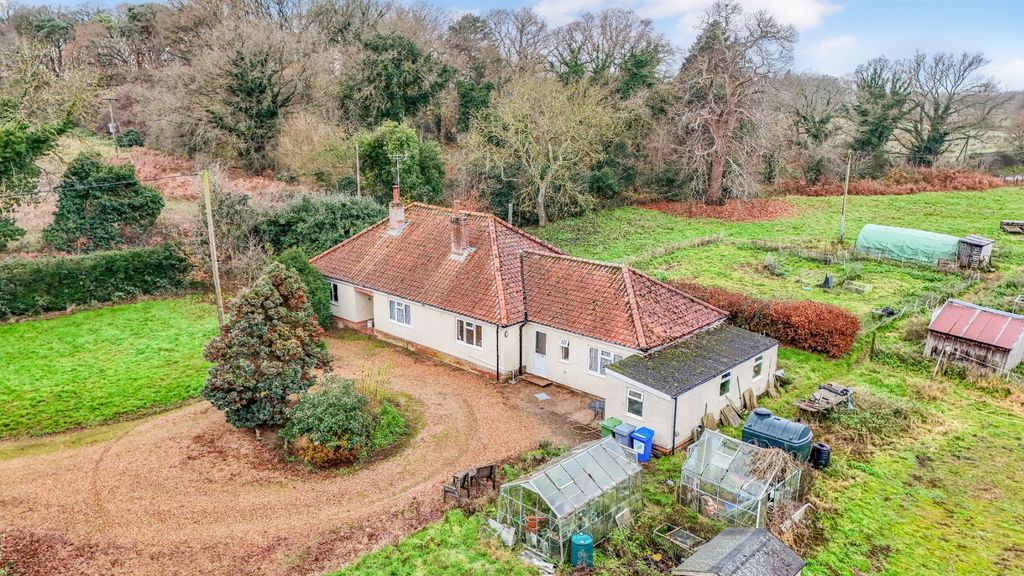 Property photo 1 of 32 4045450