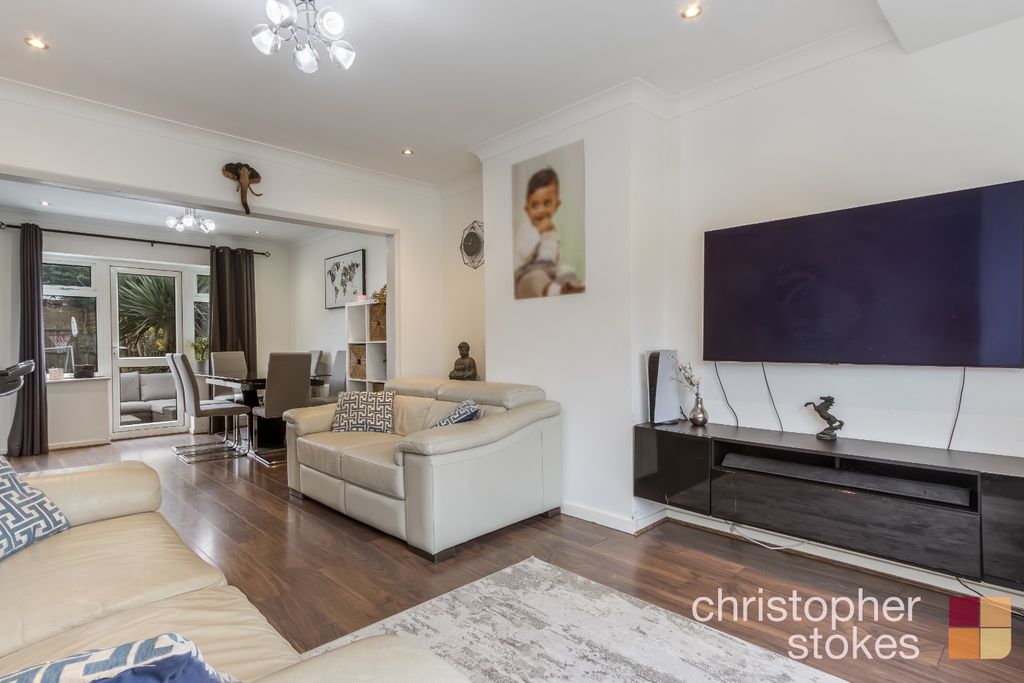 Property photo 2 of 20 4905345