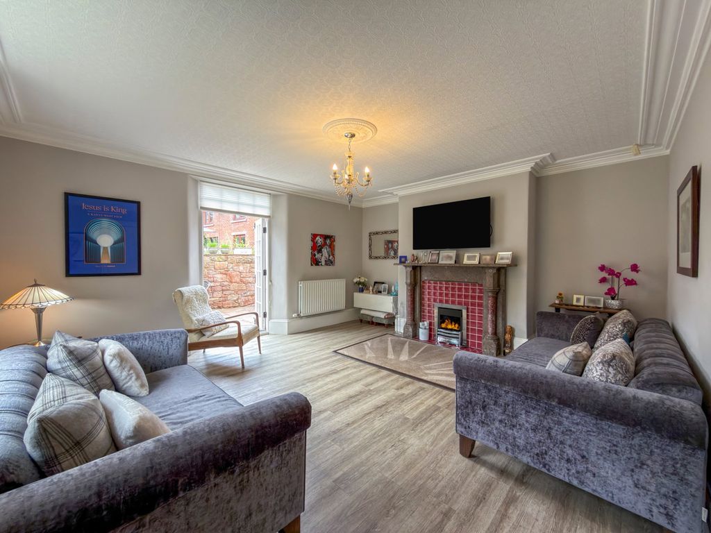 Property photo 2 of 29