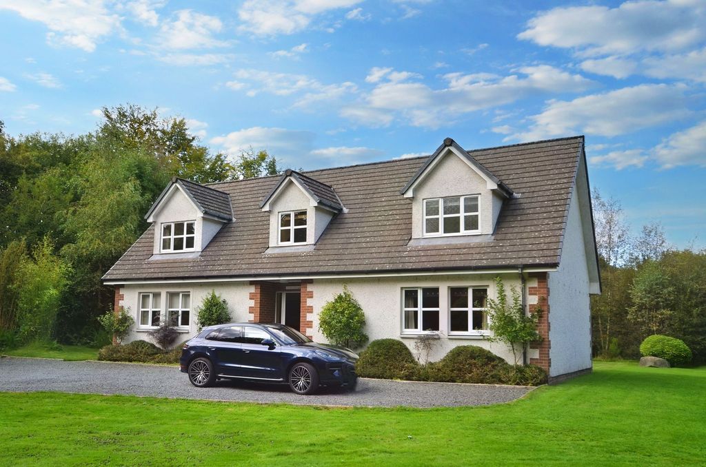 Property photo 1 of 31 Exterior