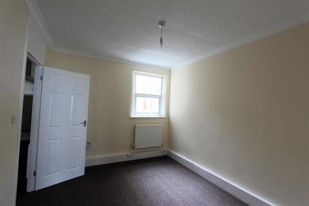 Property photo 3 of 10 3.Jpg