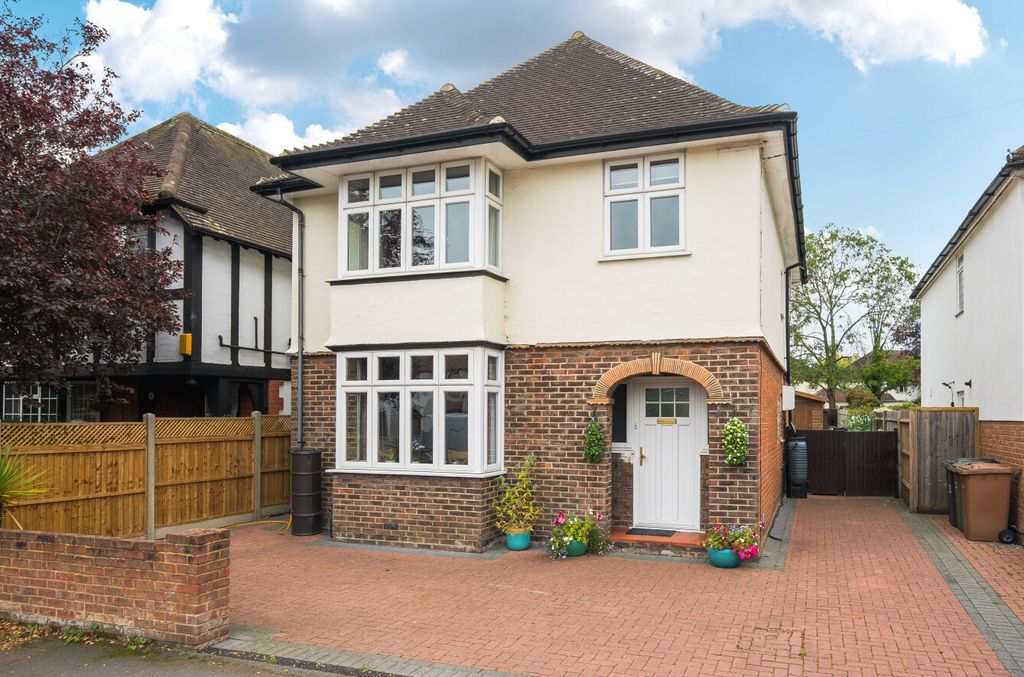 Property photo 1 of 15 Front