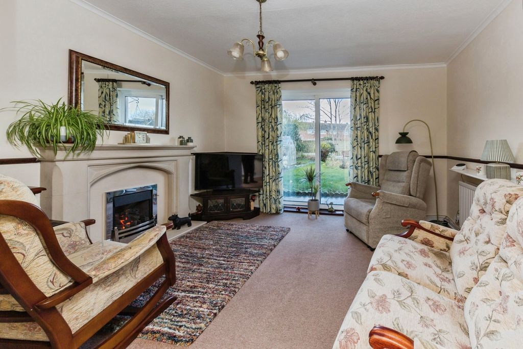 Property photo 2 of 20 Pbox-Img.Jpg