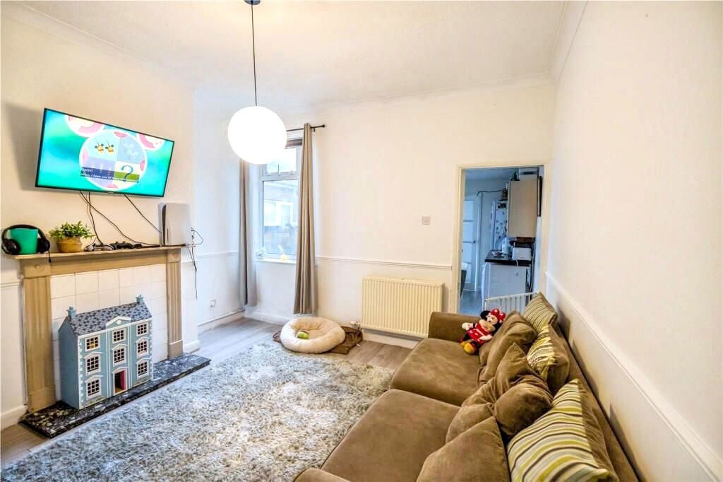 Property photo 2 of 16