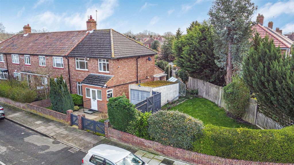 Property photo 1 of 34