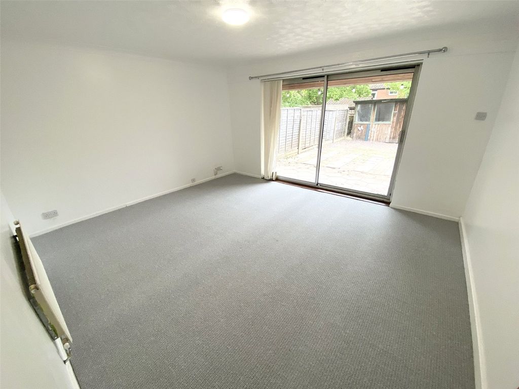 Property photo 3 of 18 Picture No. 09