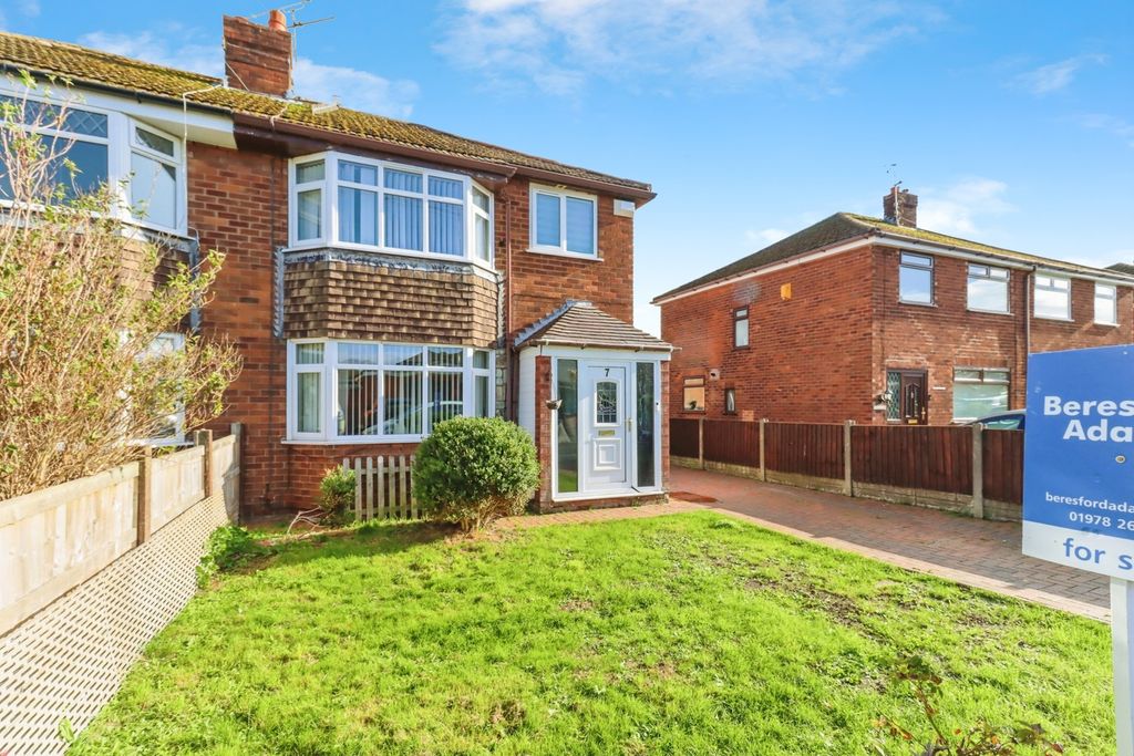 Property photo 1 of 19 Front