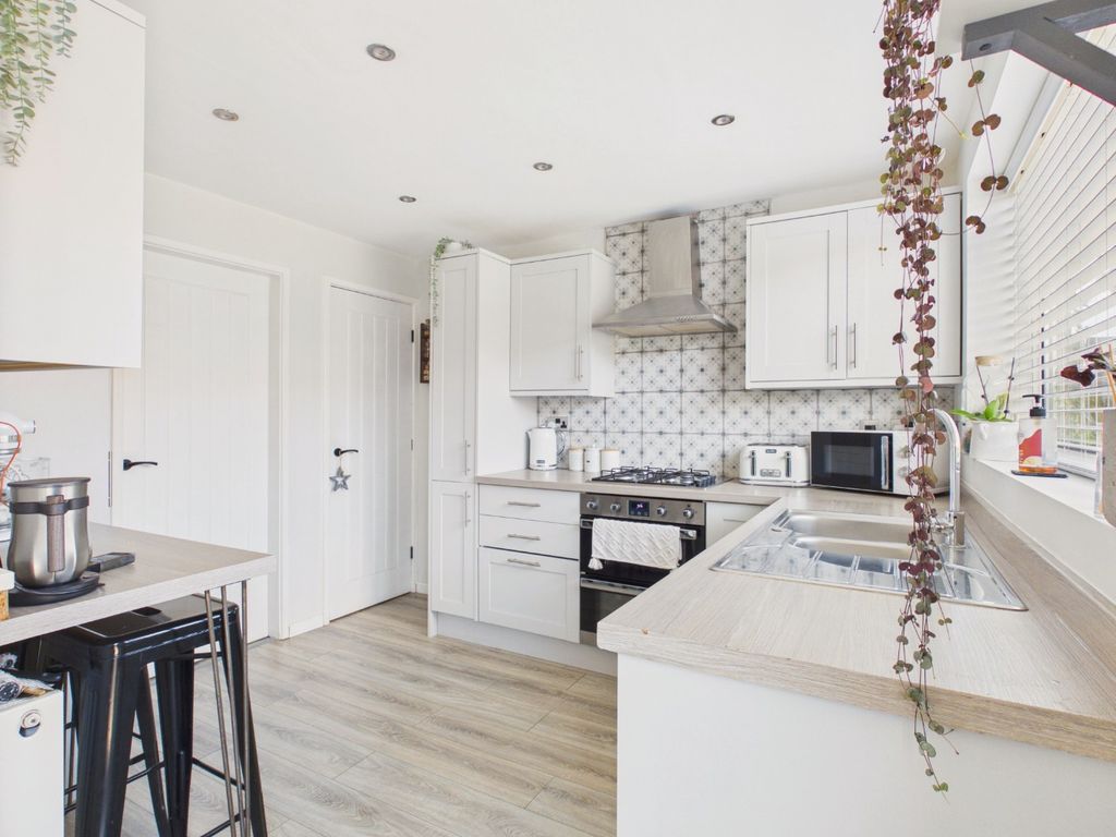 Property photo 3 of 15 5267584