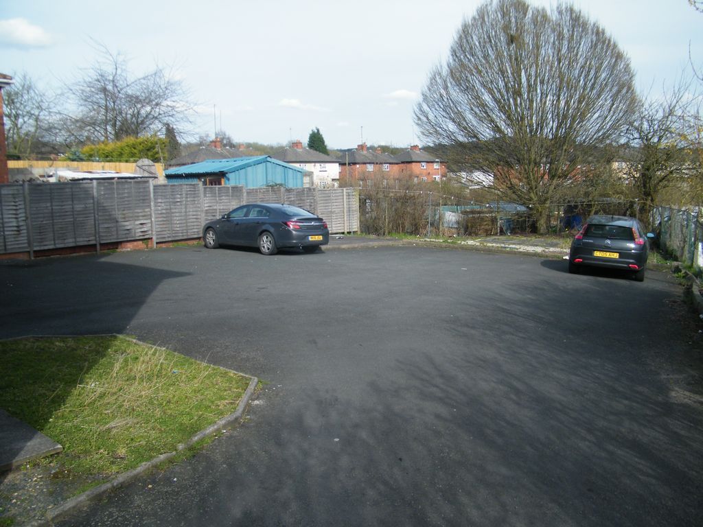 Property photo 2 of 6