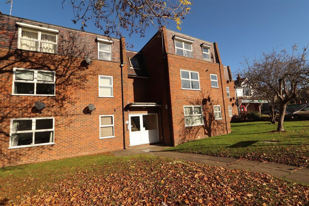 Property photo 1 of 7 Front.Jpg