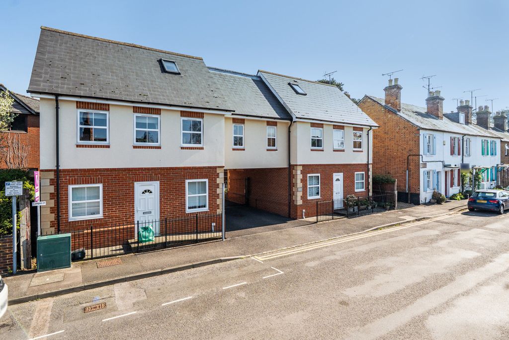 Property photo 1 of 19 1425686-2-69Bbe3B...