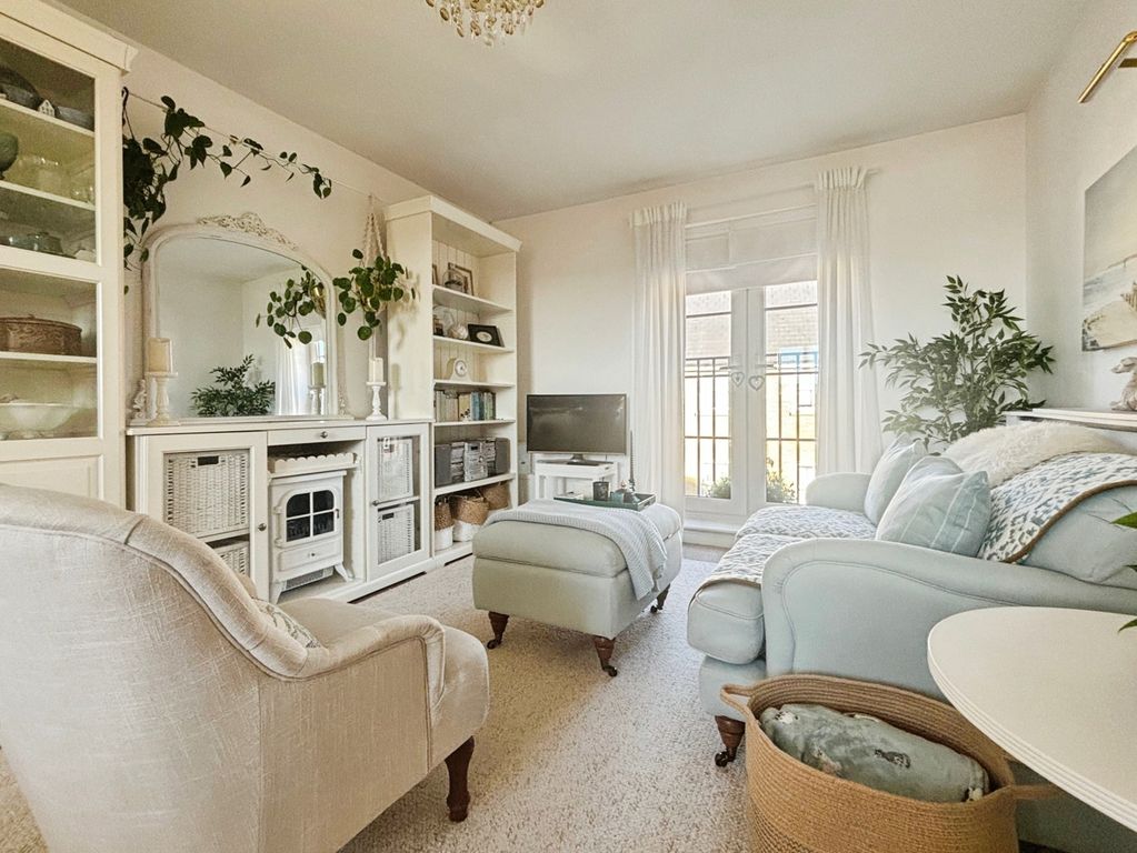 Property photo 2 of 8 Pbox-Img.Jpeg