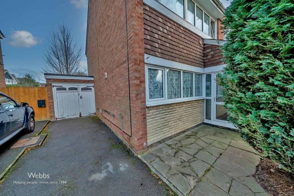 Property photo 1 of 20 Â© Webbs Estate Agents Â© (19 Of 21).Jpg