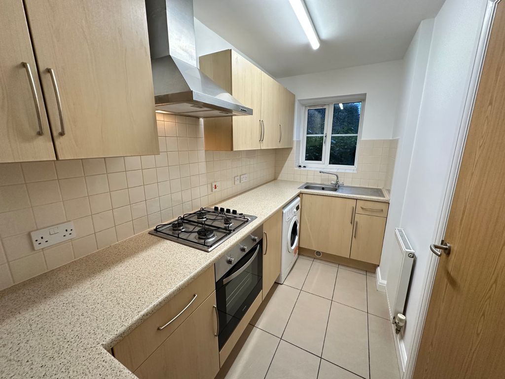 Property photo 3 of 10 Picture No. 16