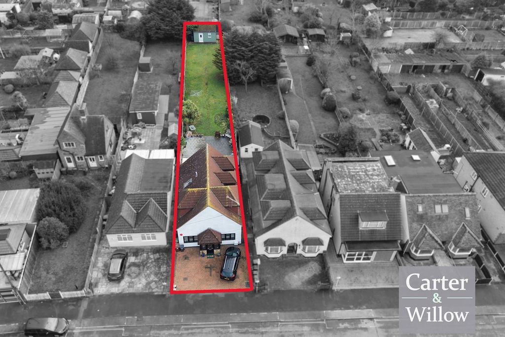 Property photo 2 of 22