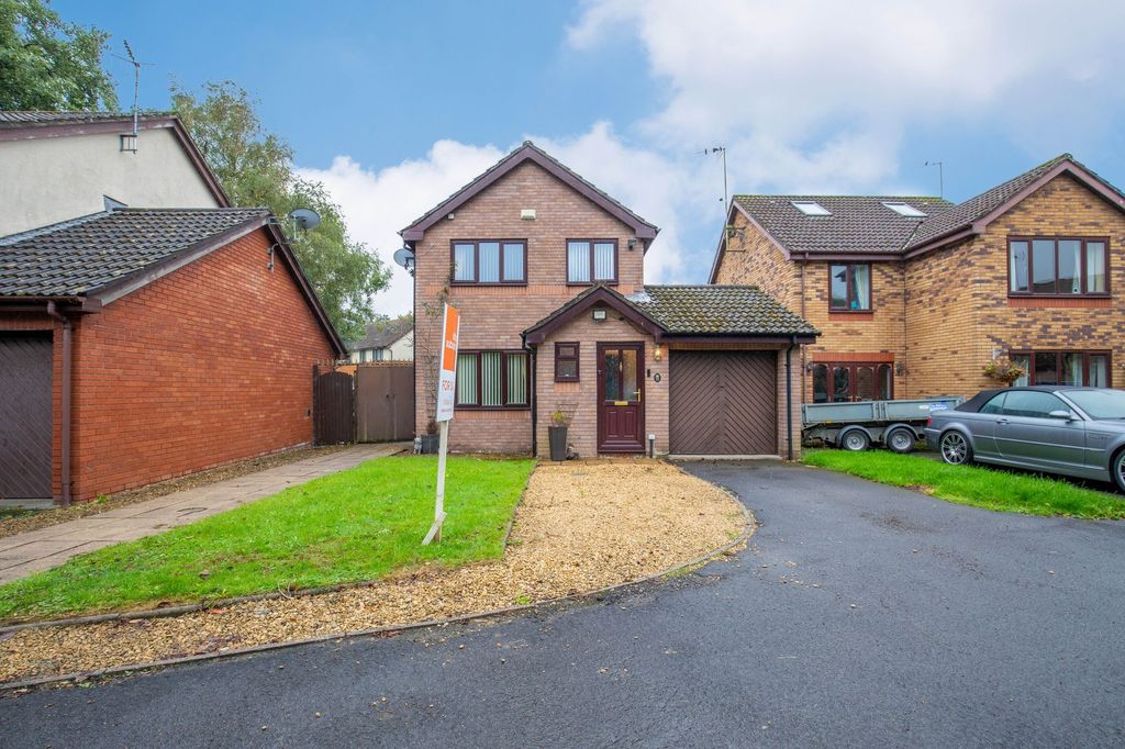 Property photo 1 of 24