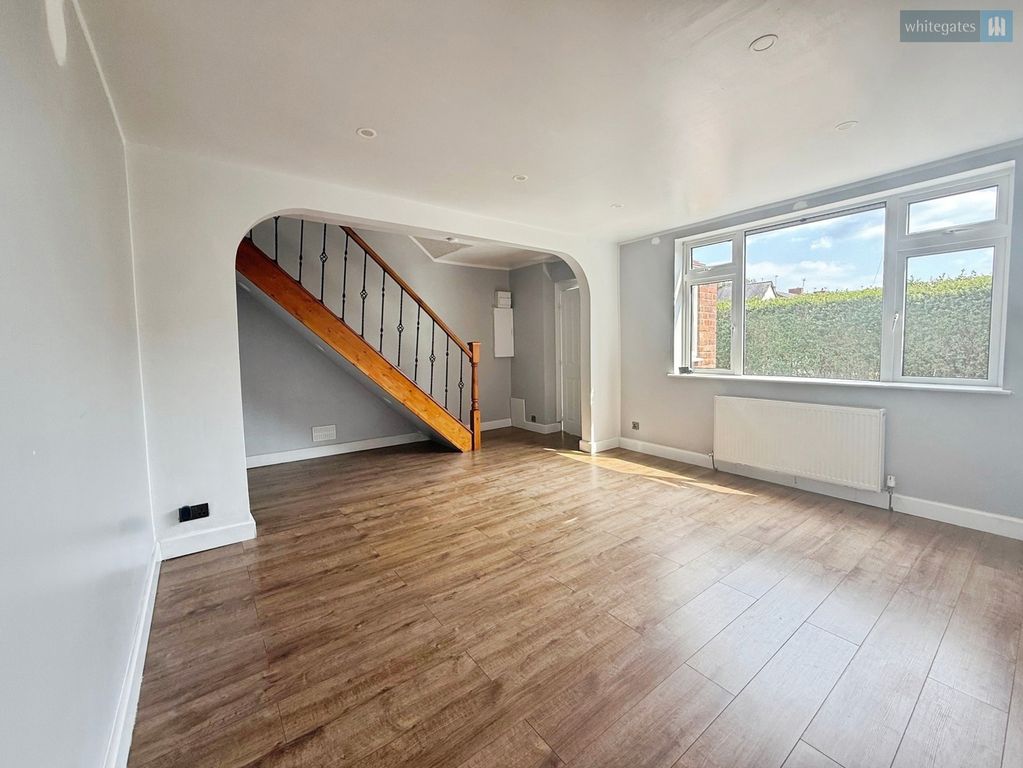Property photo 3 of 12 Pbox-Img.Jpg