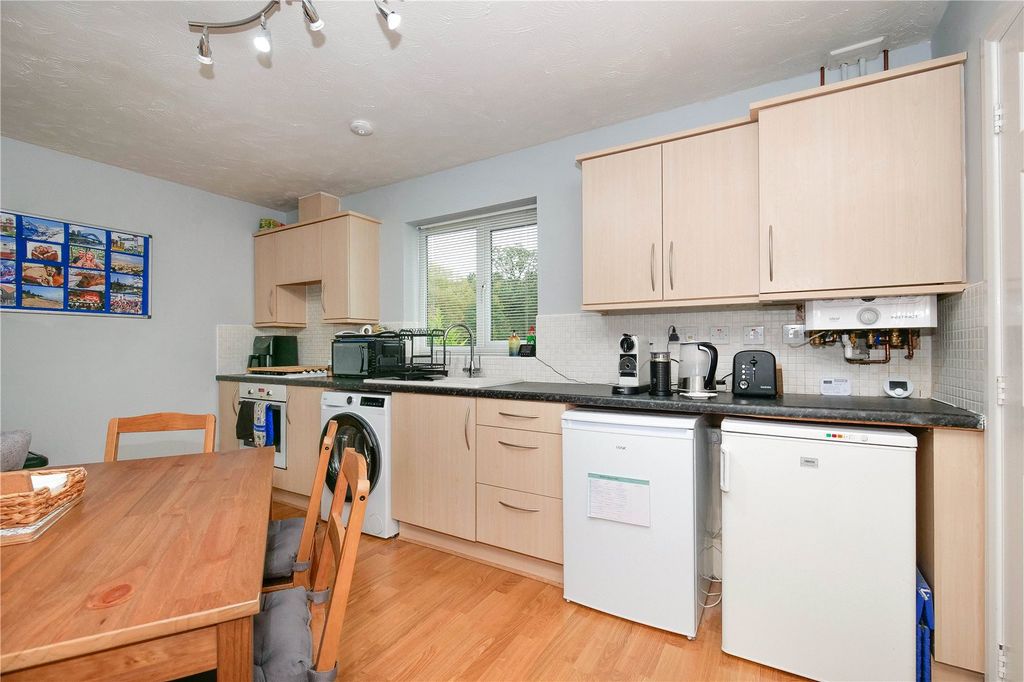 Property photo 3 of 15 Picture No. 13