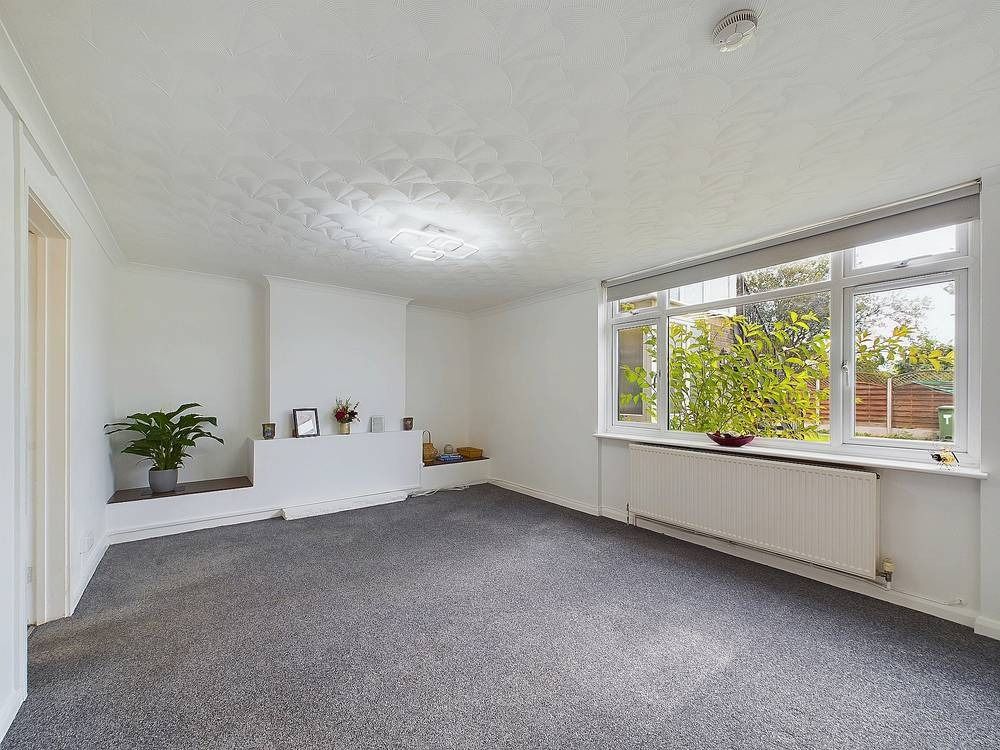 Property photo 1 of 12 3649091