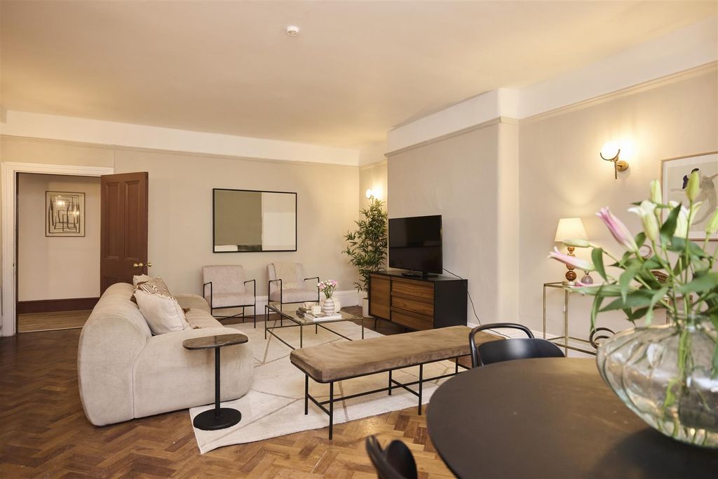 Property photo 3 of 14 3.Jpg
