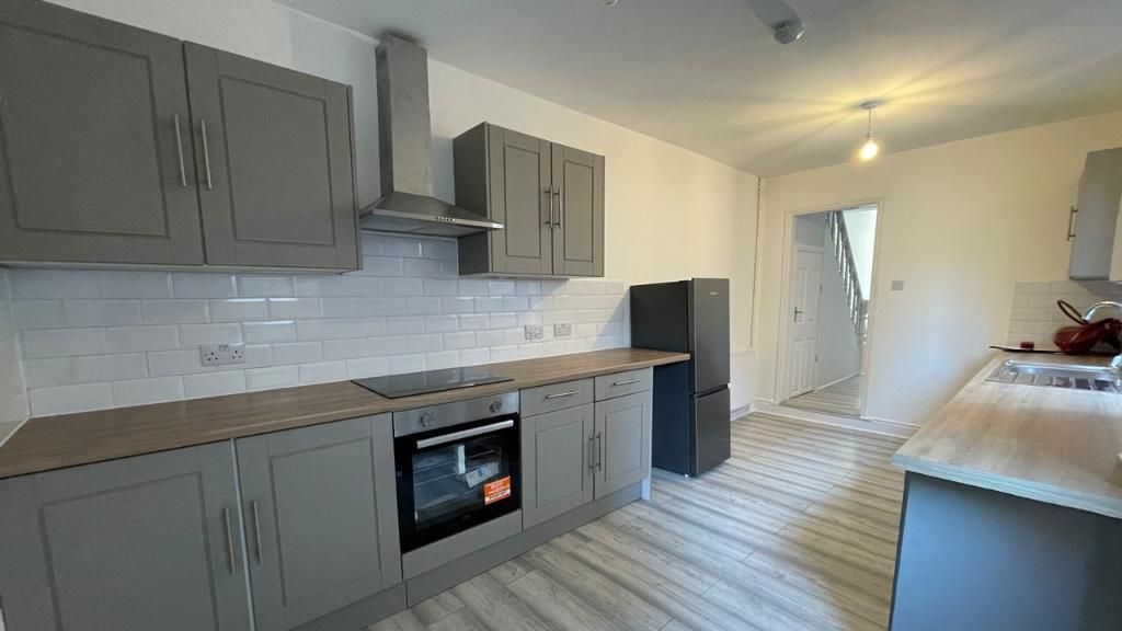 Property photo 1 of 13 Kitchen