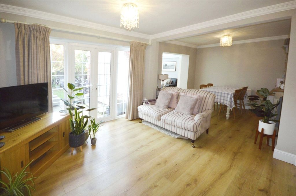 Property photo 3 of 12 Picture No. 12