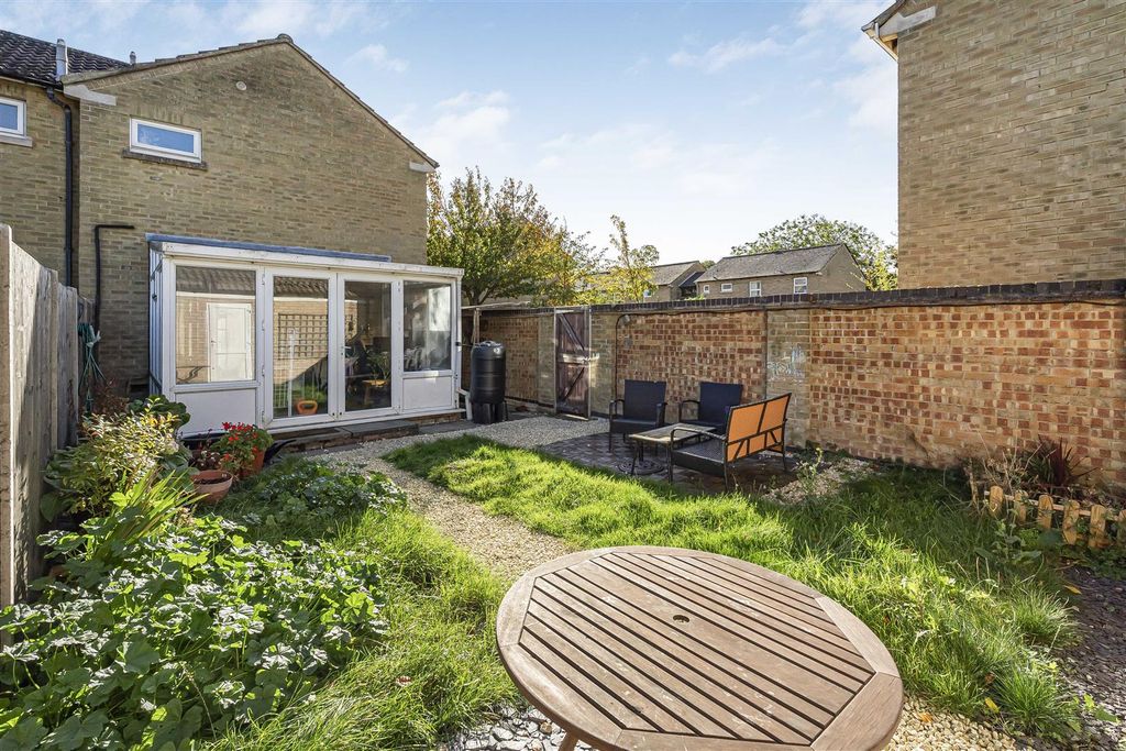 Property photo 3 of 20 21_66059.Jpg