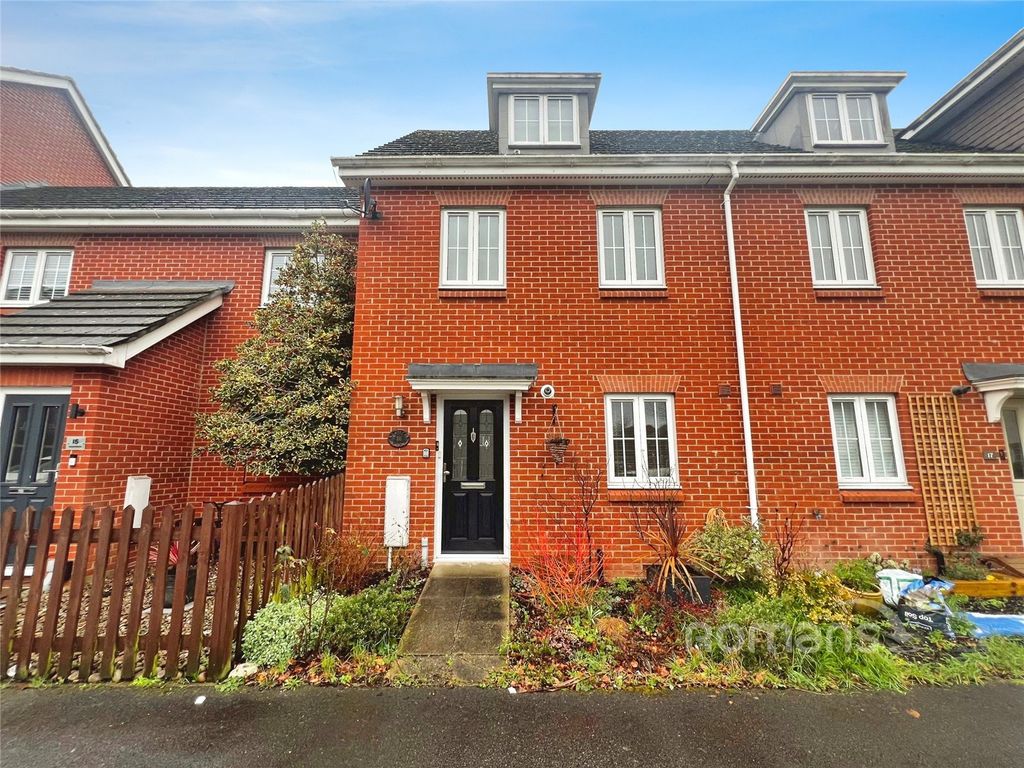 Property photo 1 of 22 Picture No. 06