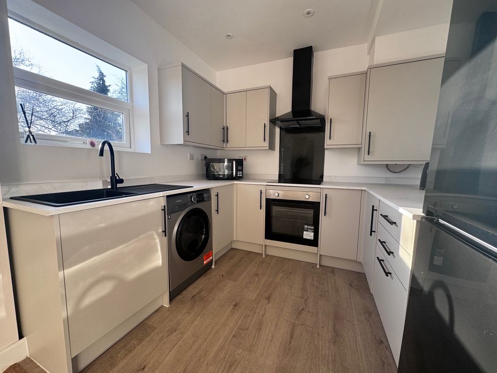 Property photo 2 of 10 Image