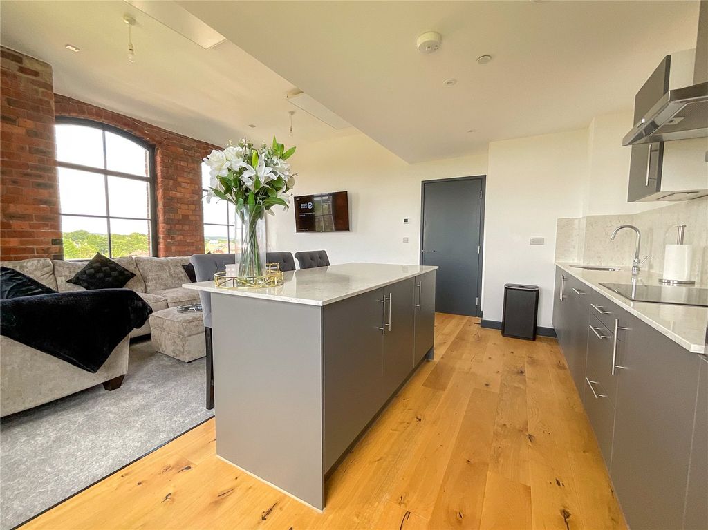 Property photo 3 of 14 Picture No. 60