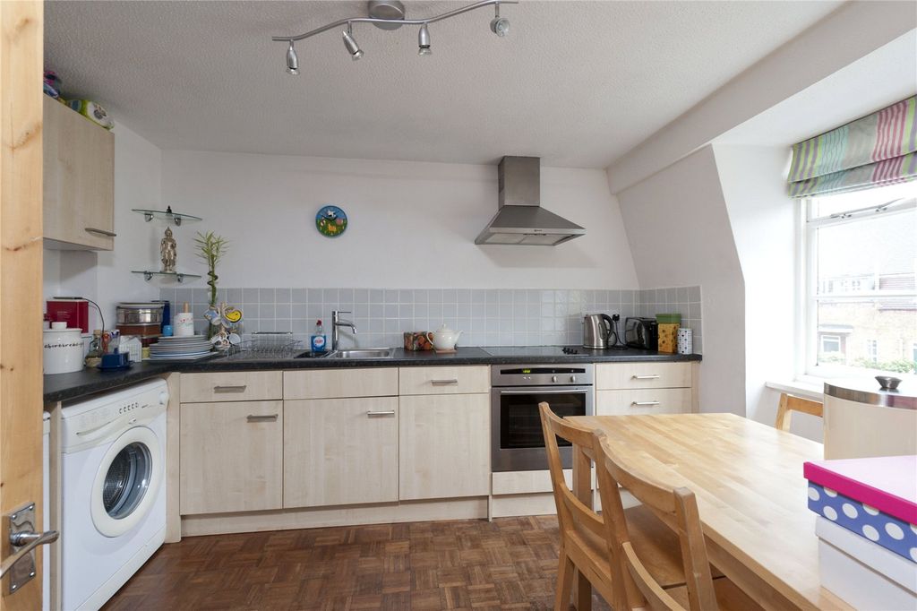 Property photo 1 of 9 Picture No. 07