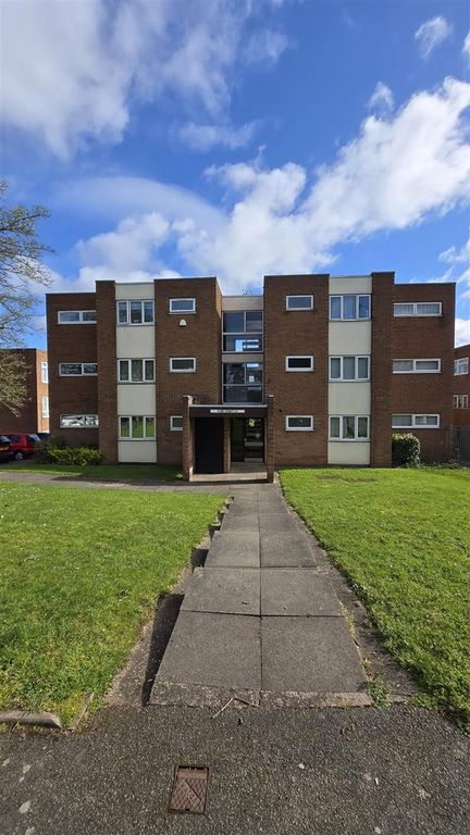 Property photo 1 of 10 Flat 6, 100, North Park Road 10.Jpeg