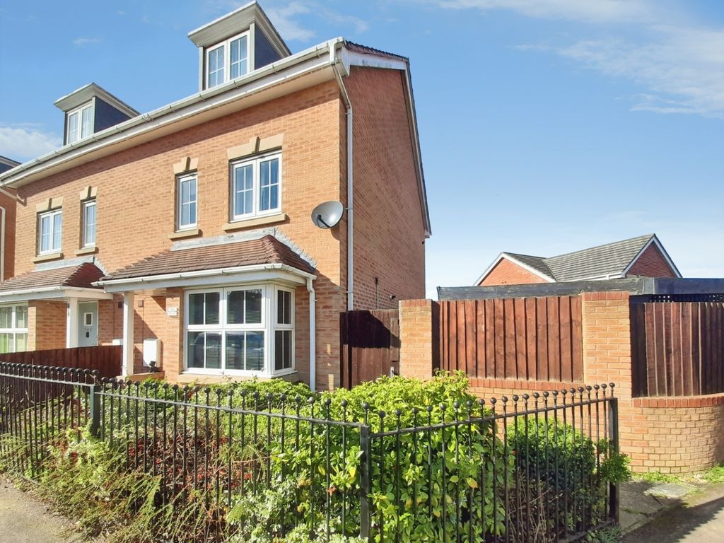 Property photo 1 of 18 Pbox-Img.Jpg