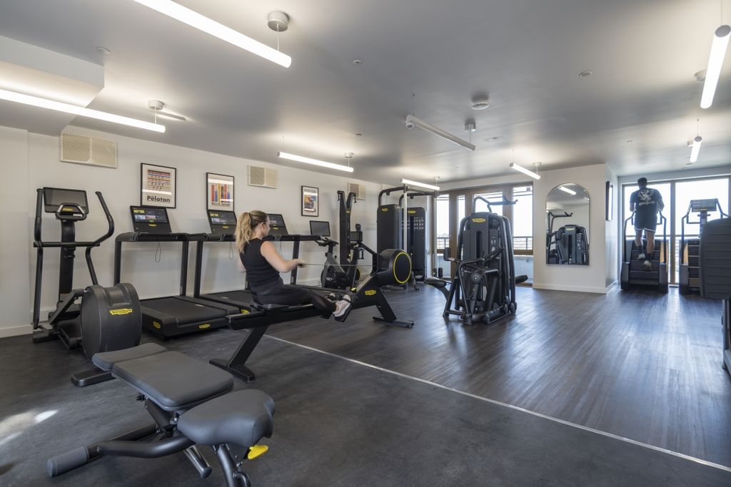 Property photo 2 of 14 MC4194-9404-Hr