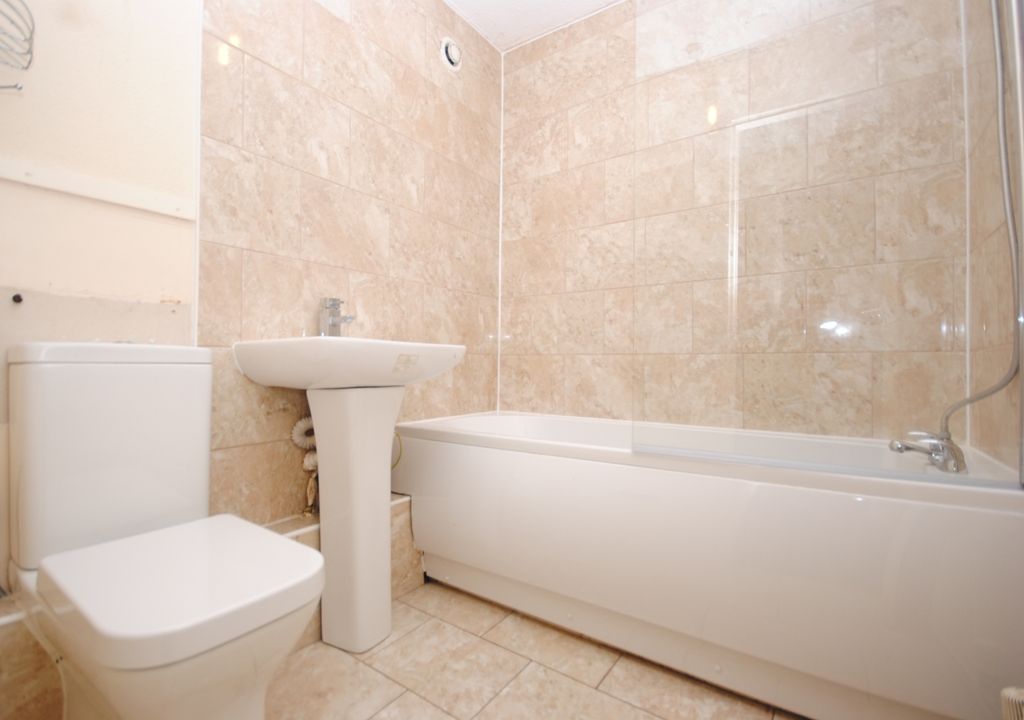 Property photo 2 of 5 Bath