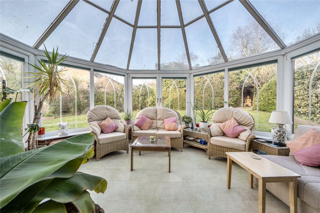 Property photo 3 of 27 Picture No. 28