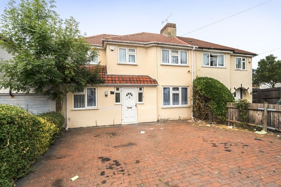 Property photo 1 of 19
