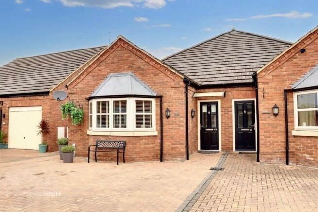 Property photo 1 of 19 Fa37B872-89d8-419d-B3B7-77Ef4E0B96F6