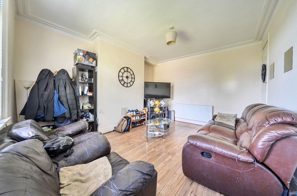 Property photo 3 of 15 1481738-13-6A3A8A...
