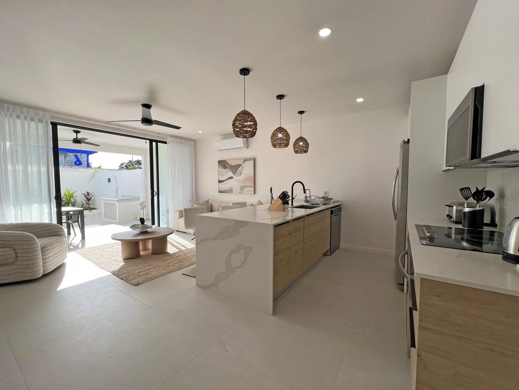 Property photo 2 of 10 Image