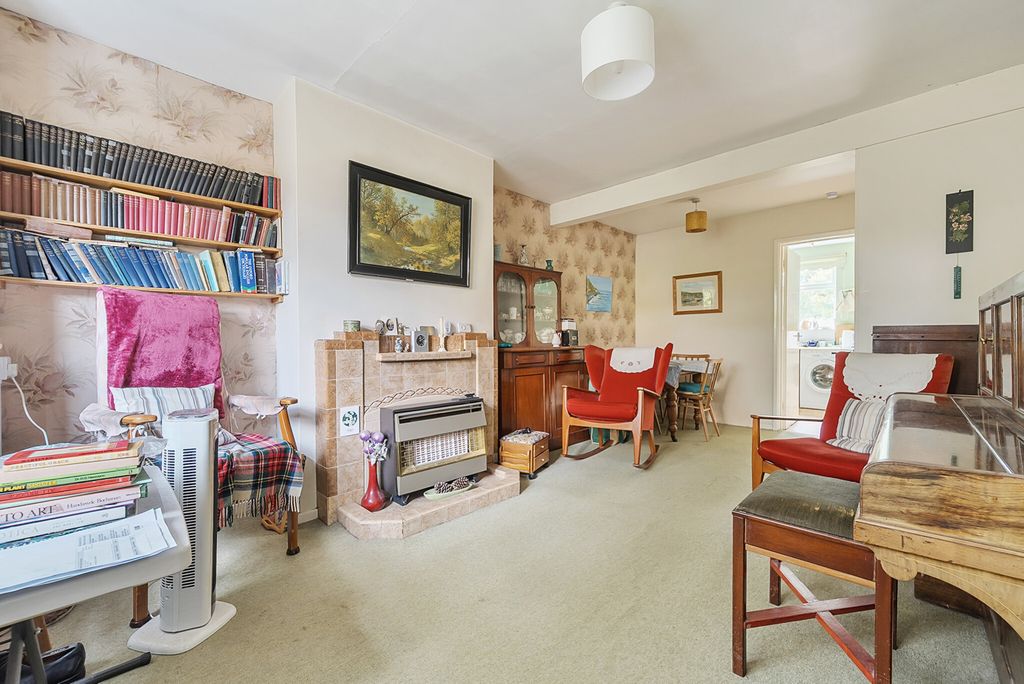 Property photo 3 of 24 1341958-10-68A47A...
