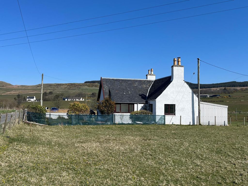 Property photo 2 of 10