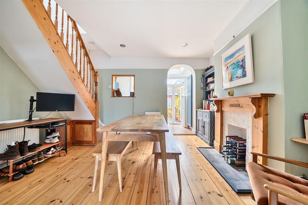 Property photo 1 of 11 9-1331153-9-68889Dfa7Bbdb-9.Jpg