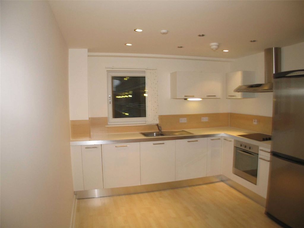 Property photo 3 of 9 Picture No. 14