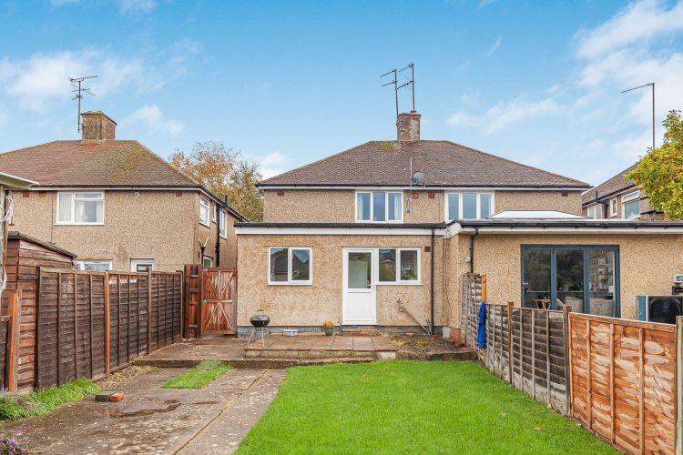 Property photo 1 of 17 307420
