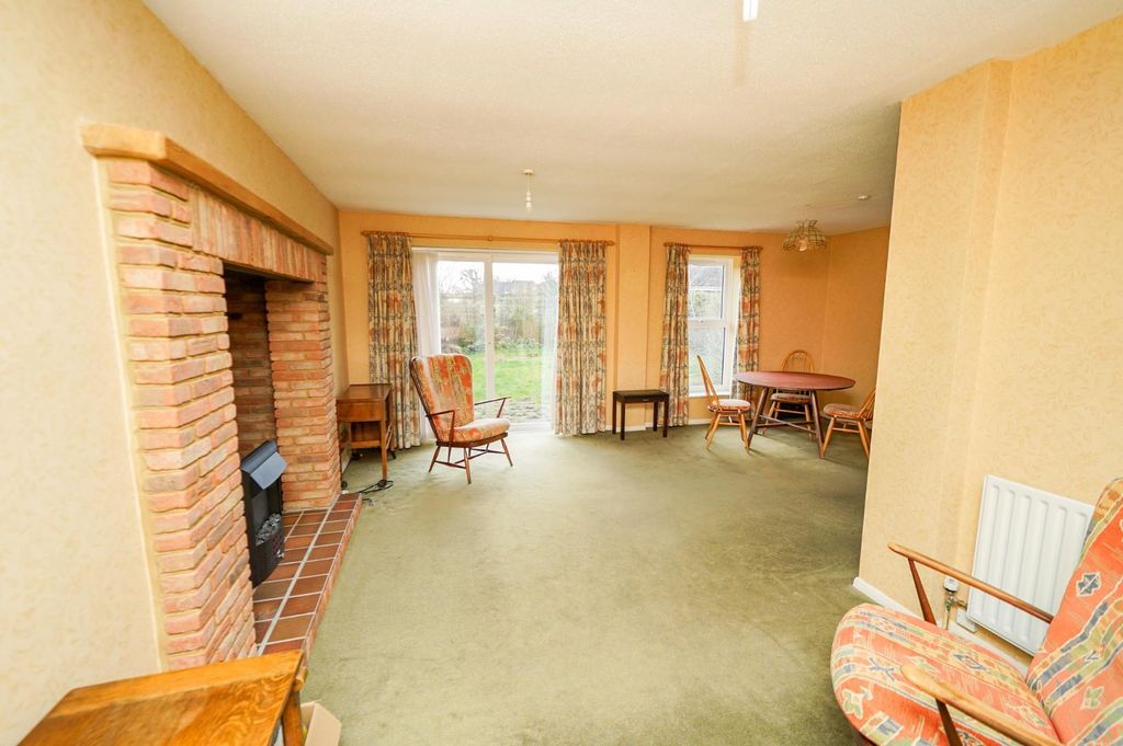 Property photo 3 of 21